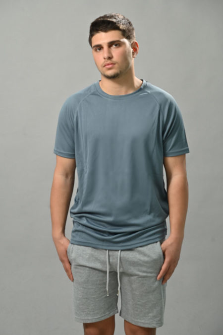 חולצת דרייפיט קצרה